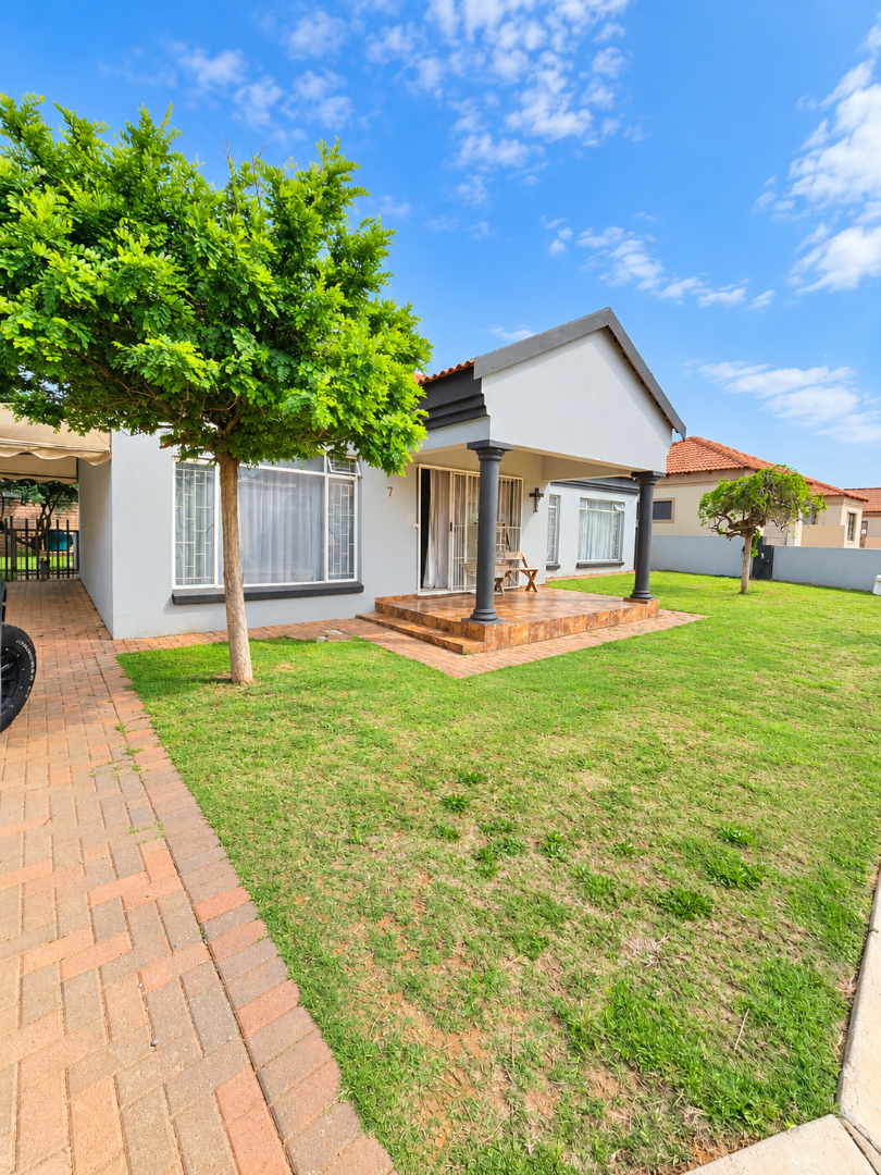 3 Bedroom Property for Sale in Songloed North West